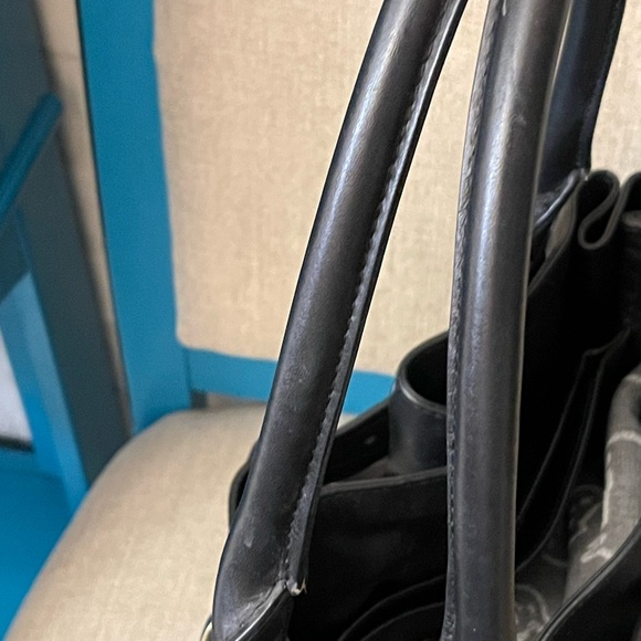 100% Authentic Burberry soft black leather handbag EUC - Picture 10 of 17